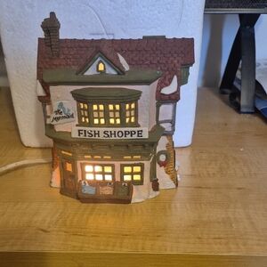 Department 56 Dickens Village Heritage Collection "The Mermaid Fish Shoppe"